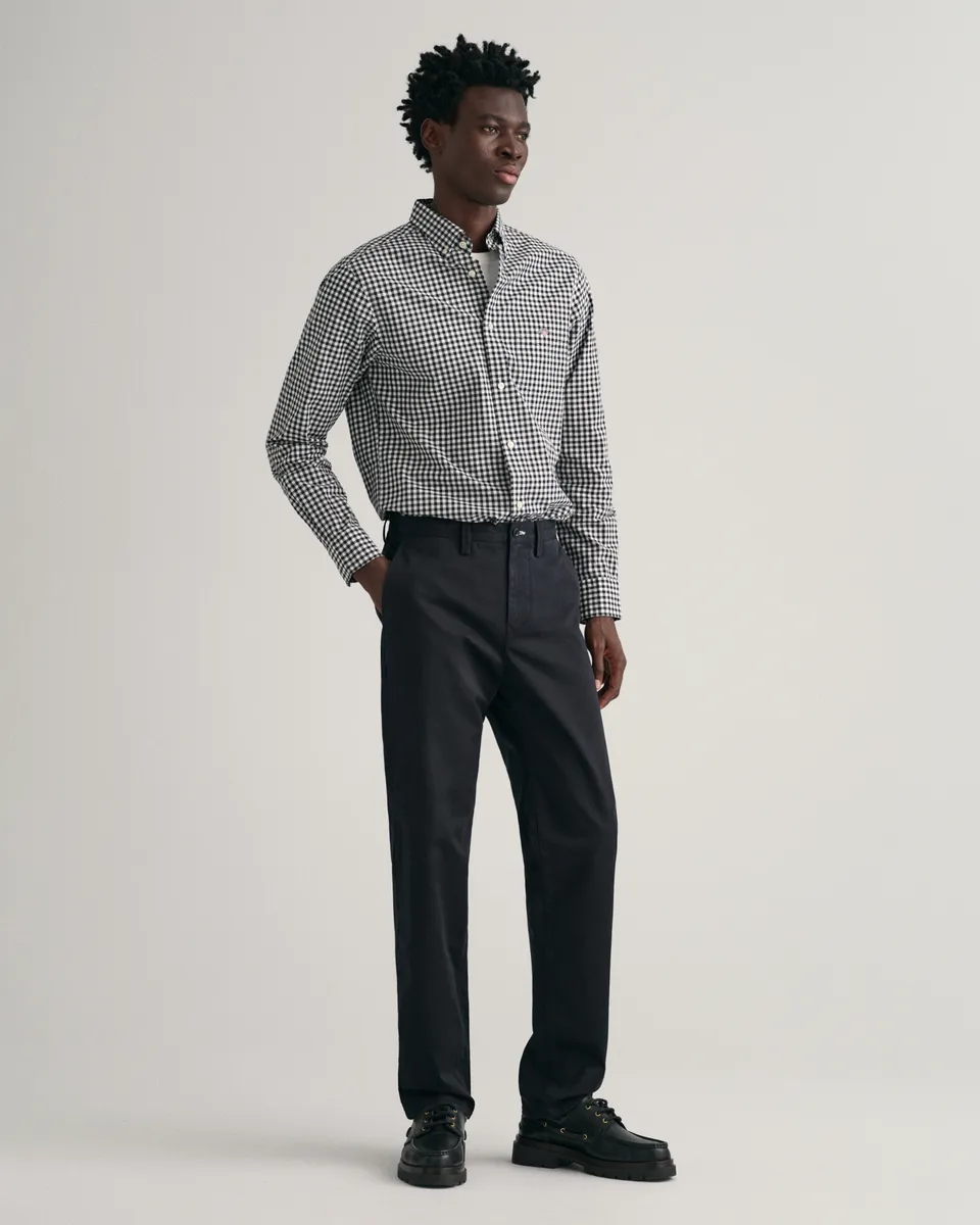 Брюки-чиносы "REGULAR TWILL CHINOS" с боковыми карманами на подкладке Gant, черный
Брюки-чиносы "REGULAR TWILL CHINOS" с боковыми карманами на подкладке Gant, черный