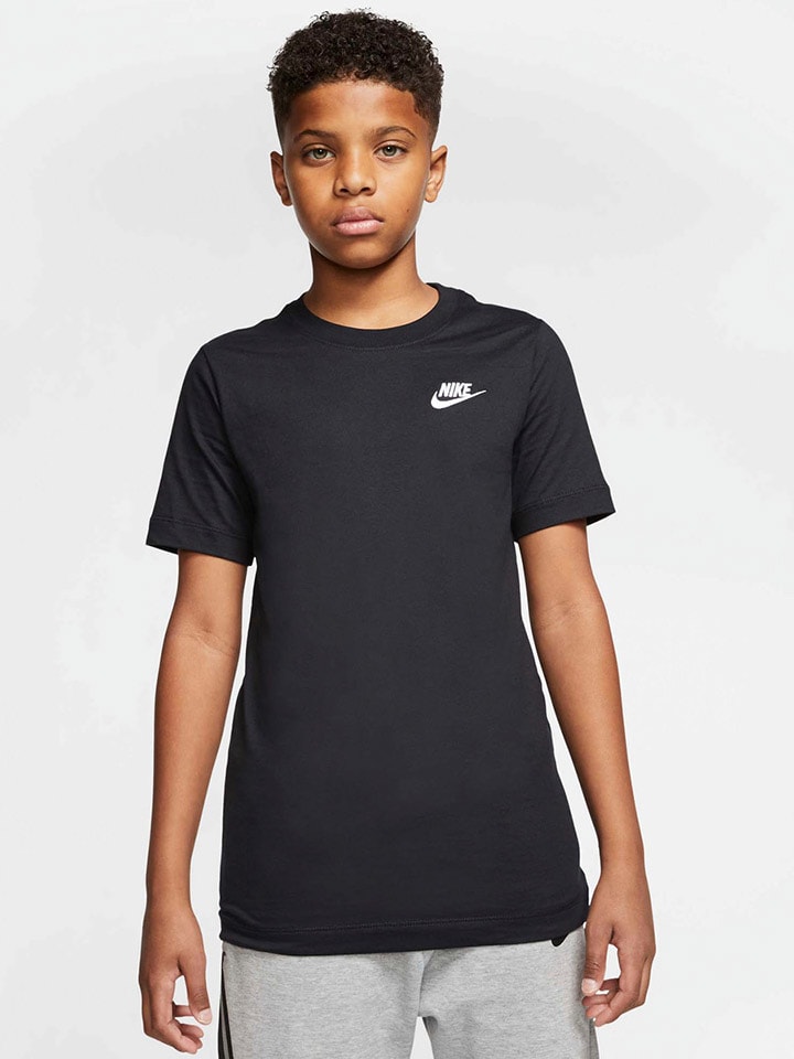 Футболка Nike Sportswear, черный
Футболка Nike Sportswear, черный