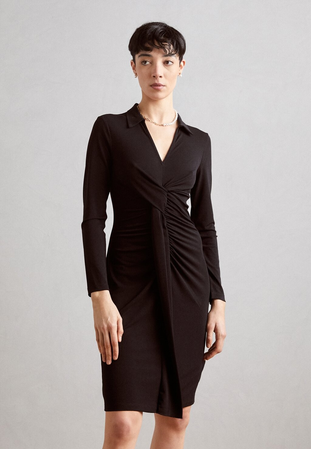 Платье из джерси Anna Field, цвет black
Платье из джерси Anna Field, цвет black