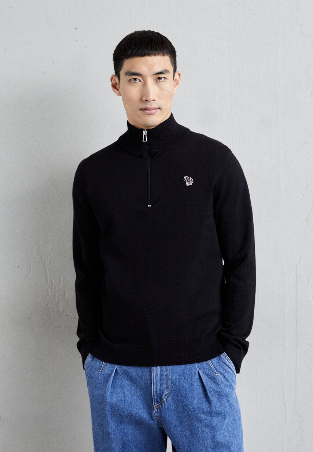 Вязаный свитер MENS ZIP NECK PS Paul Smith, цвет blacks
Вязаный свитер MENS ZIP NECK PS Paul Smith, цвет blacks