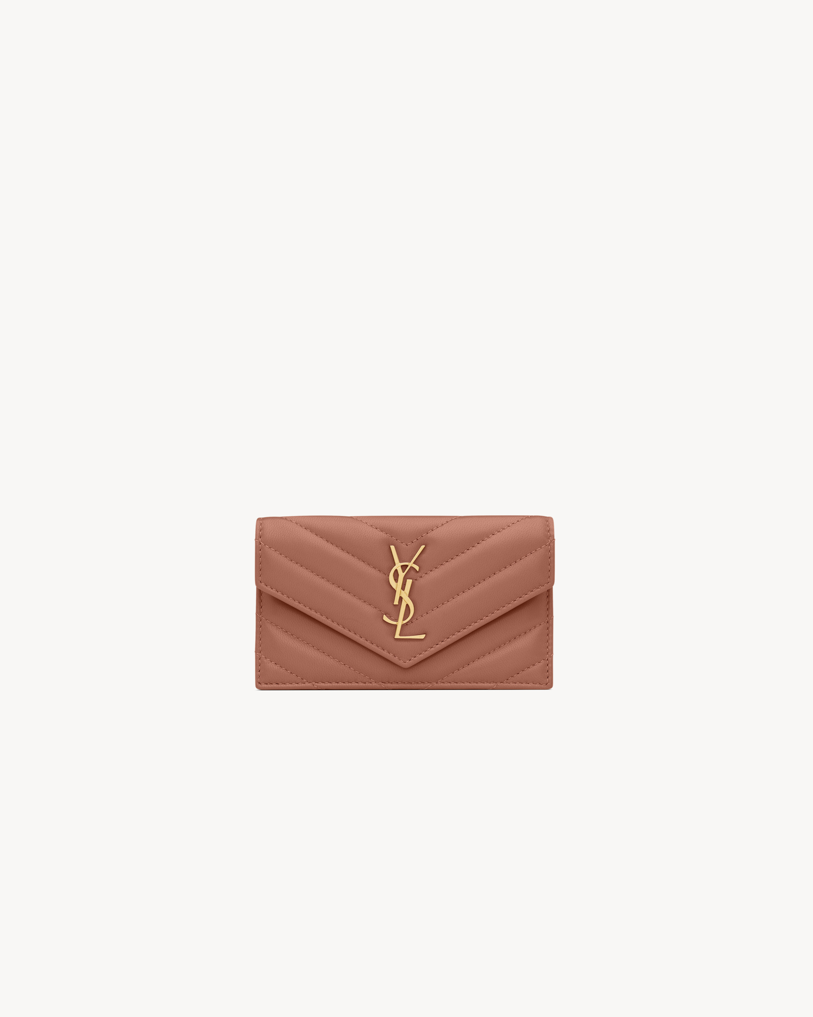 Футляр для карт CASSANDRE FRAGMENTS с клапаном из ягнячьей кожи Saint Laurent, розовый
Футляр для карт CASSANDRE FRAGMENTS с клапаном из ягнячьей кожи Saint Laurent, розовый