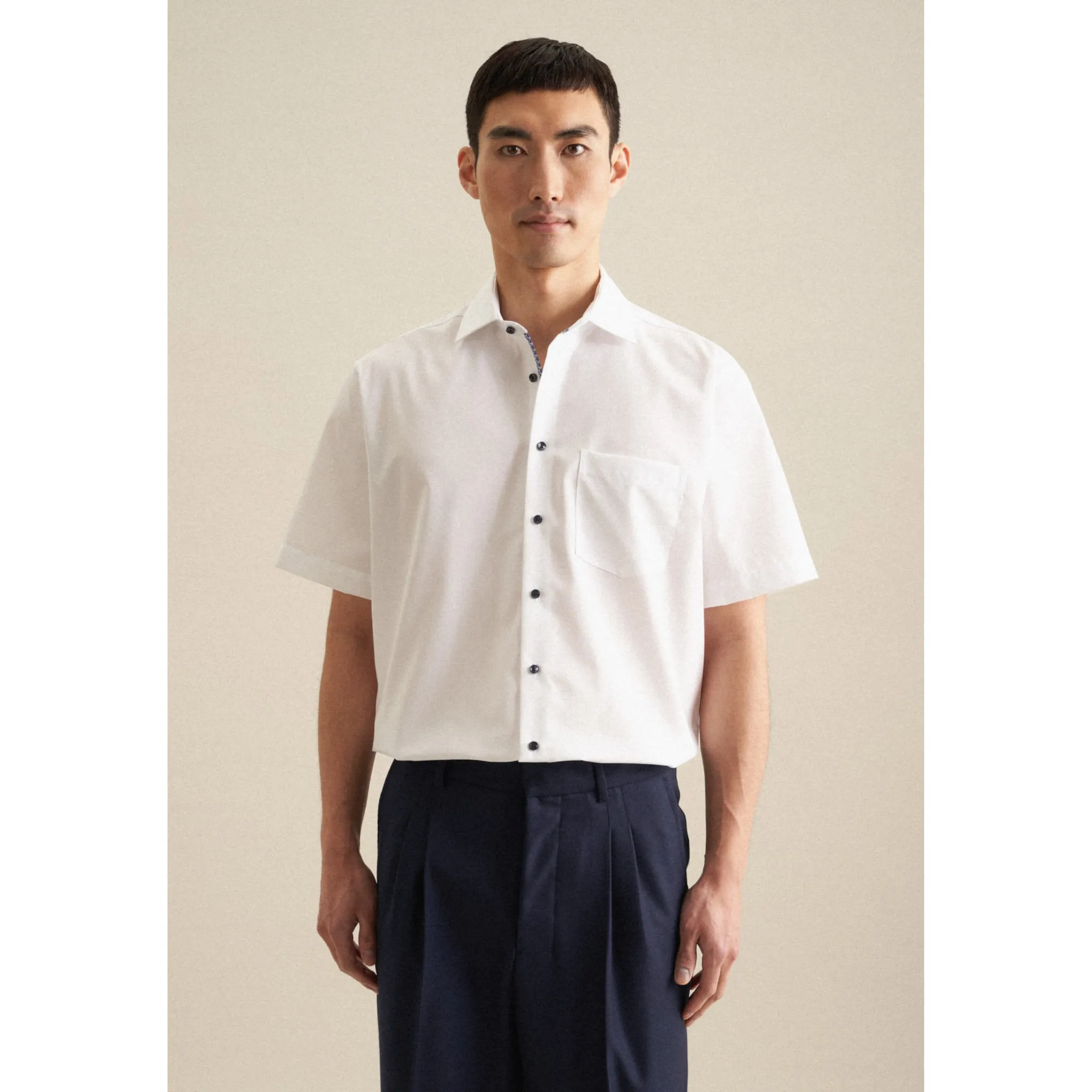 Деловая рубашка seidensticker "Regular", стандартный воротник "Кент" с короткими рукавами, однотонная, белый
Деловая рубашка seidensticker "Regular", стандартный воротник "Кент" с короткими рукавами, однотонная, белый