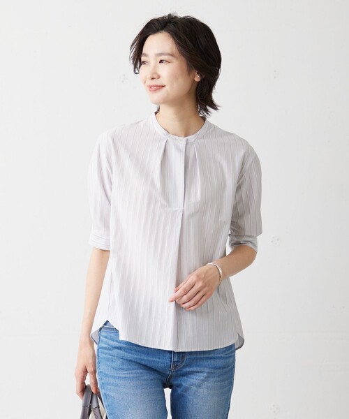 Трикотажный топ с воротником-стойкой, полосатый, легко моющийся J.PRESS, светло-серый
Трикотажный топ с воротником-стойкой, полосатый, легко моющийся J.PRESS, светло-серый