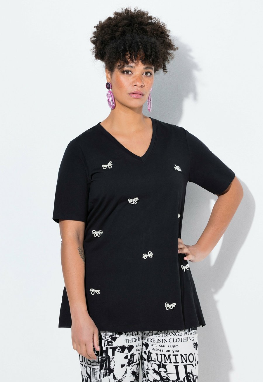 Футболка MIAMODA Print T-shirt, Black
Футболка MIAMODA Print T-shirt, Black