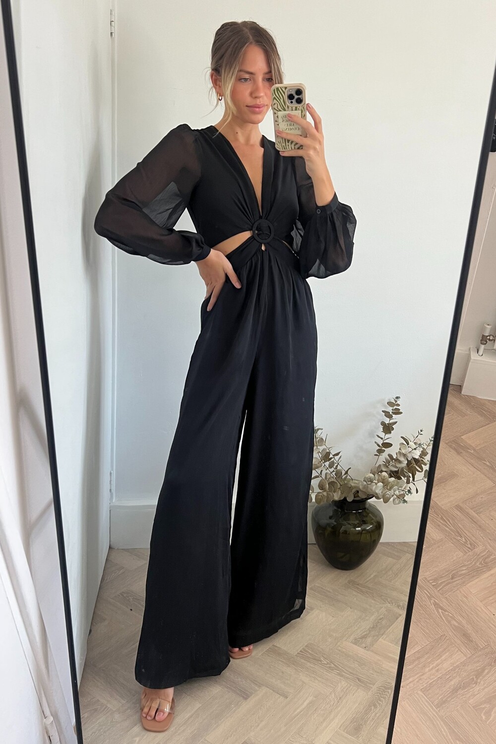 Комбинезон Teagan с вырезами Style Cheat, черный
Комбинезон Teagan с вырезами Style Cheat, черный