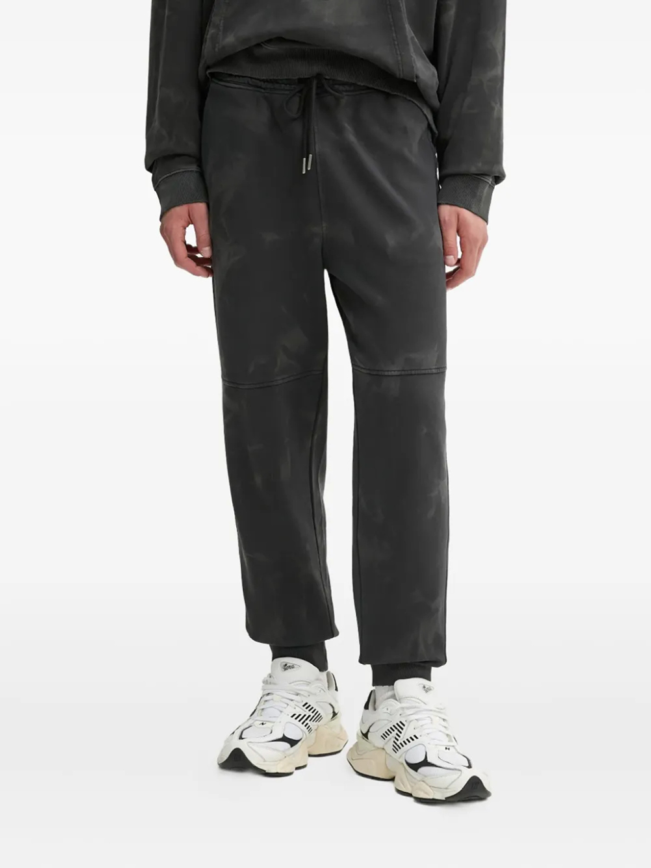 Спортивные брюки HUGO с принтом тай-дай, черный
Спортивные брюки HUGO с принтом тай-дай, черный