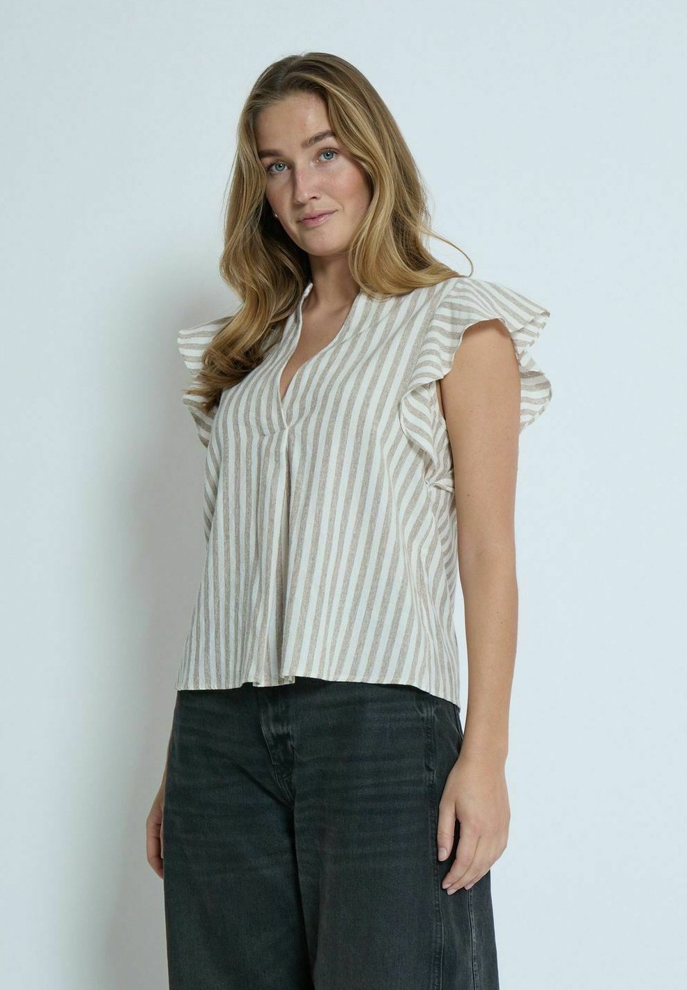 Блуза Desires, коричневый
Блуза Desires, коричневый