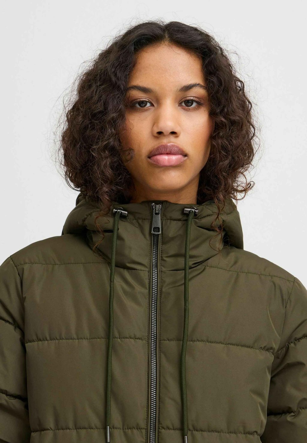 Зимнее пальто ZELANA ICHI, зеленый
Зимнее пальто ZELANA ICHI, зеленый