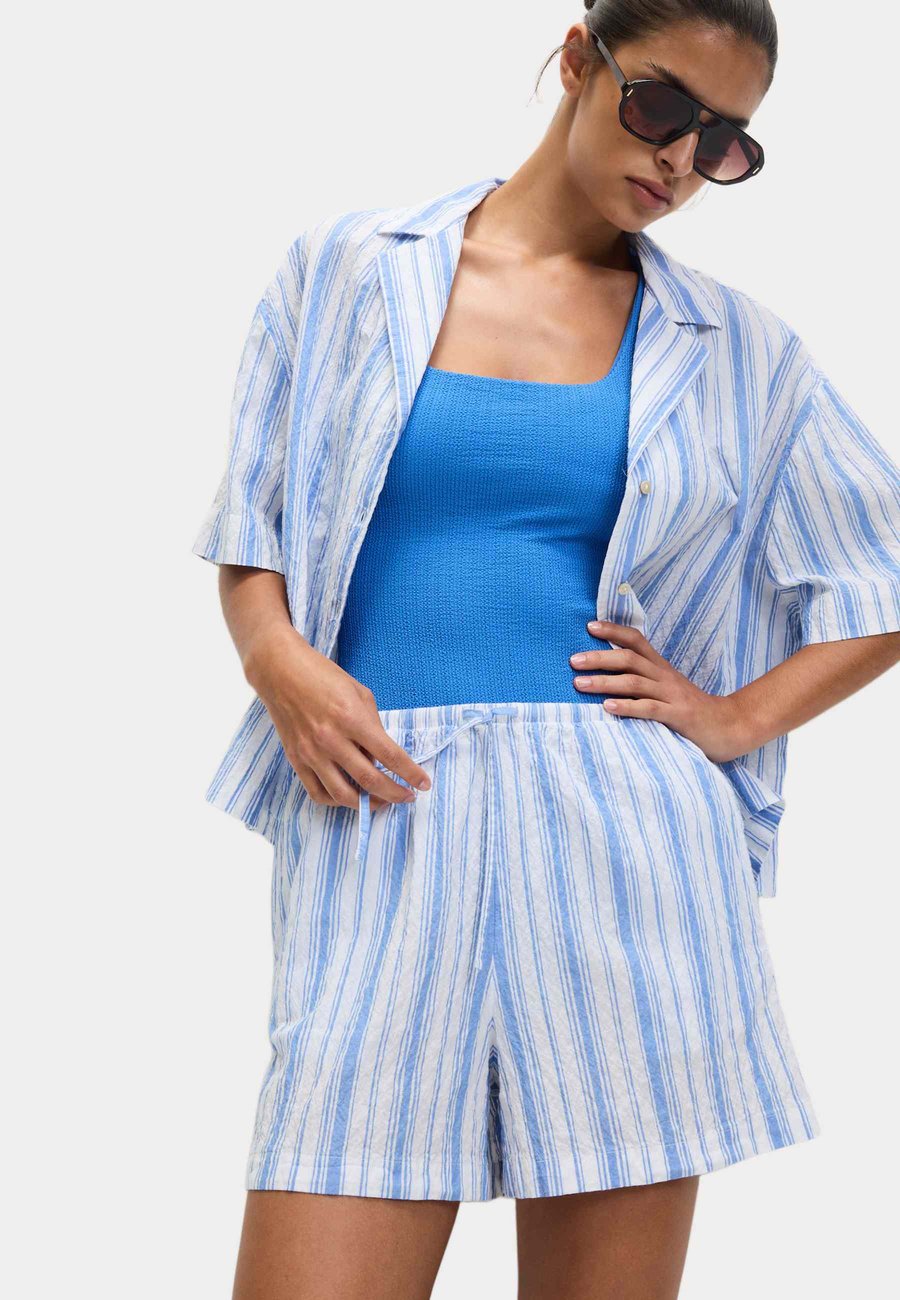 Шорты Marks & Spencer TEXTURED STRIPE , Blue Mix/White
Шорты Marks & Spencer TEXTURED STRIPE , Blue Mix/White