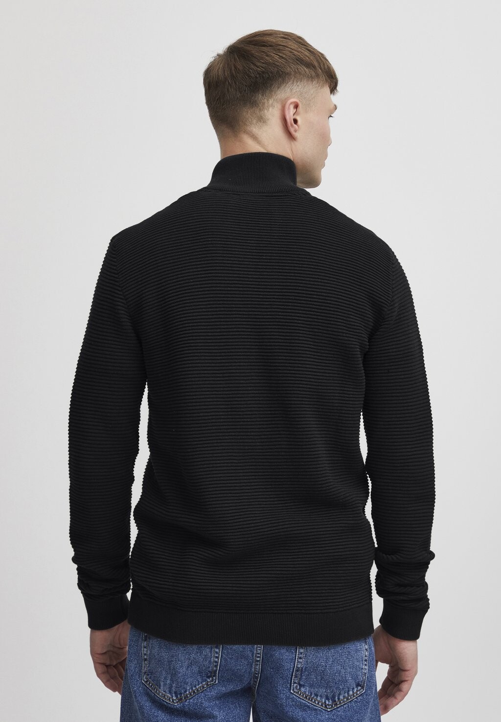 Кардиган SDVALENCIA Solid, черный
Кардиган SDVALENCIA Solid, черный