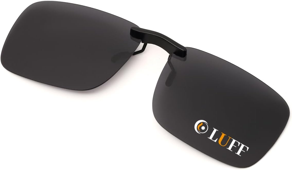 Поляризованные солнцезащитные очки LUFF с зажимом для женщин и мужчин, зажим для солнцезащитных очков на автомобильный козырек, защита от УФ-излучения UV400 для активного отдыха, вождения и рыбалки, Black
Поляризованные солнцезащитные очки LUFF с зажимом для женщин и мужчин, зажим для солнцезащитных очков на автомобильный козырек, защита от УФ-излучения UV400 для активного отдыха, вождения и рыбалки, Black