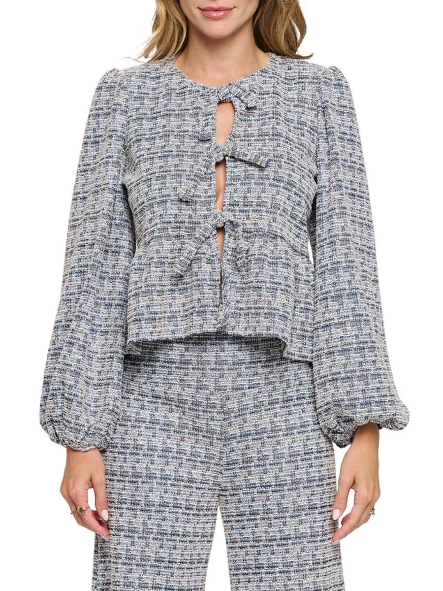 Топ с цветочным принтом и завязкой спереди Renee C., синий
Топ с цветочным принтом и завязкой спереди Renee C., синий