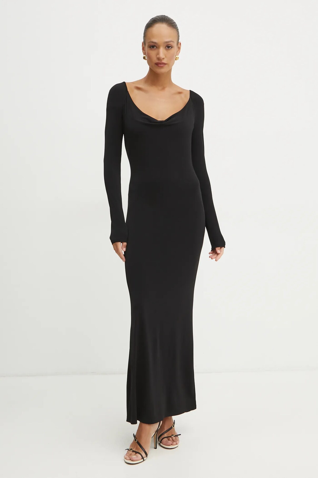 Платье Patrizia Pepe, черный
Платье Patrizia Pepe, черный