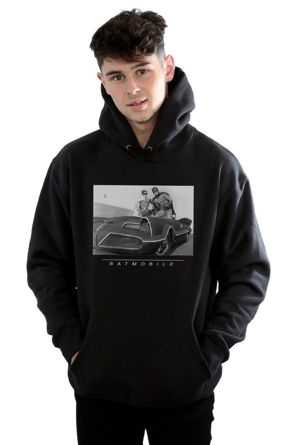 Толстовка с капюшоном «Бэтмобиль» из сериала «Бэтмен» DC Comics, черный
Толстовка с капюшоном «Бэтмобиль» из сериала «Бэтмен» DC Comics, черный