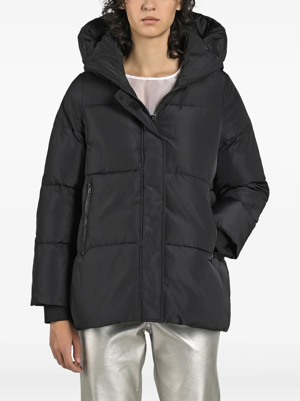 Пуховик Finlay на молнии с капюшоном Canadian, черный
Пуховик Finlay на молнии с капюшоном Canadian, черный