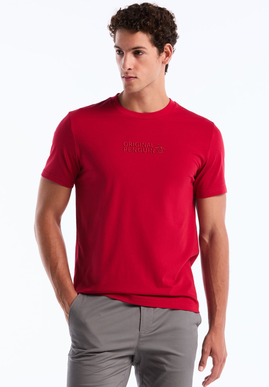 Футболка Original Penguin HD TONAL LOGO SHORT SLEEVE, Red, Красный, Футболка Original Penguin HD TONAL LOGO SHORT SLEEVE, Red
Футболка Original Penguin HD TONAL LOGO SHORT SLEEVE, Red, Красный, Футболка Original Penguin HD TONAL LOGO SHORT SLEEVE, Red