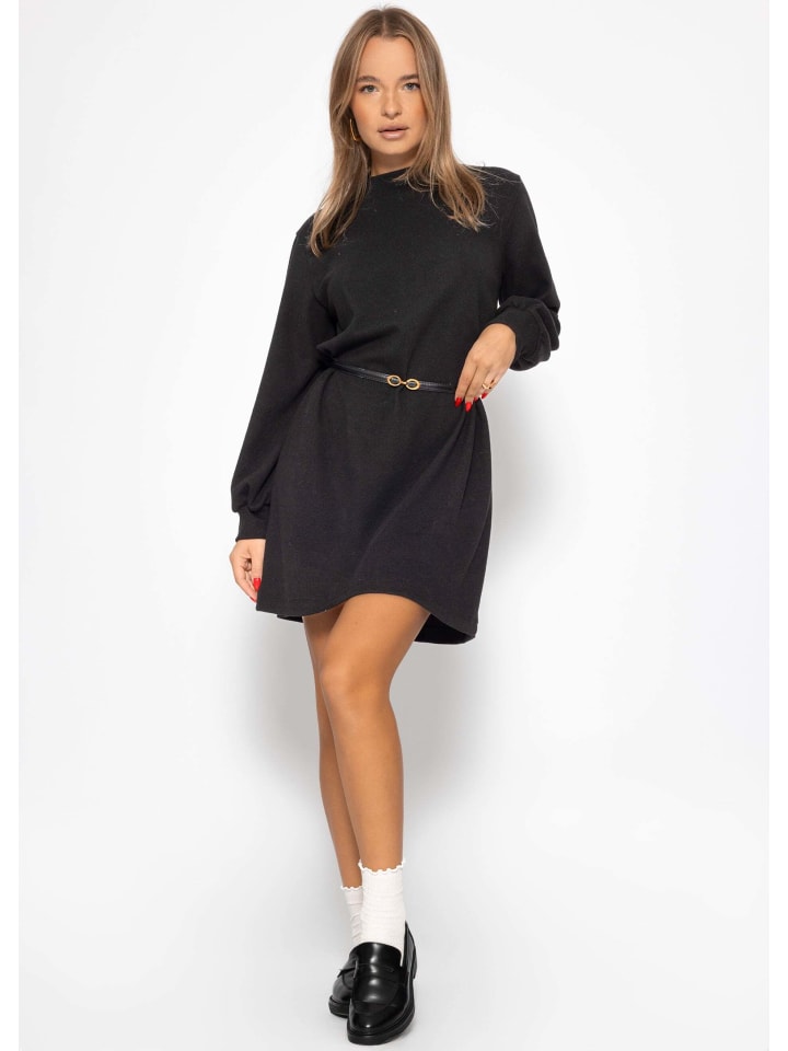 SASSYCLASSY Черное платье-толстовка со стойкой
SASSYCLASSY Черное платье-толстовка со стойкой