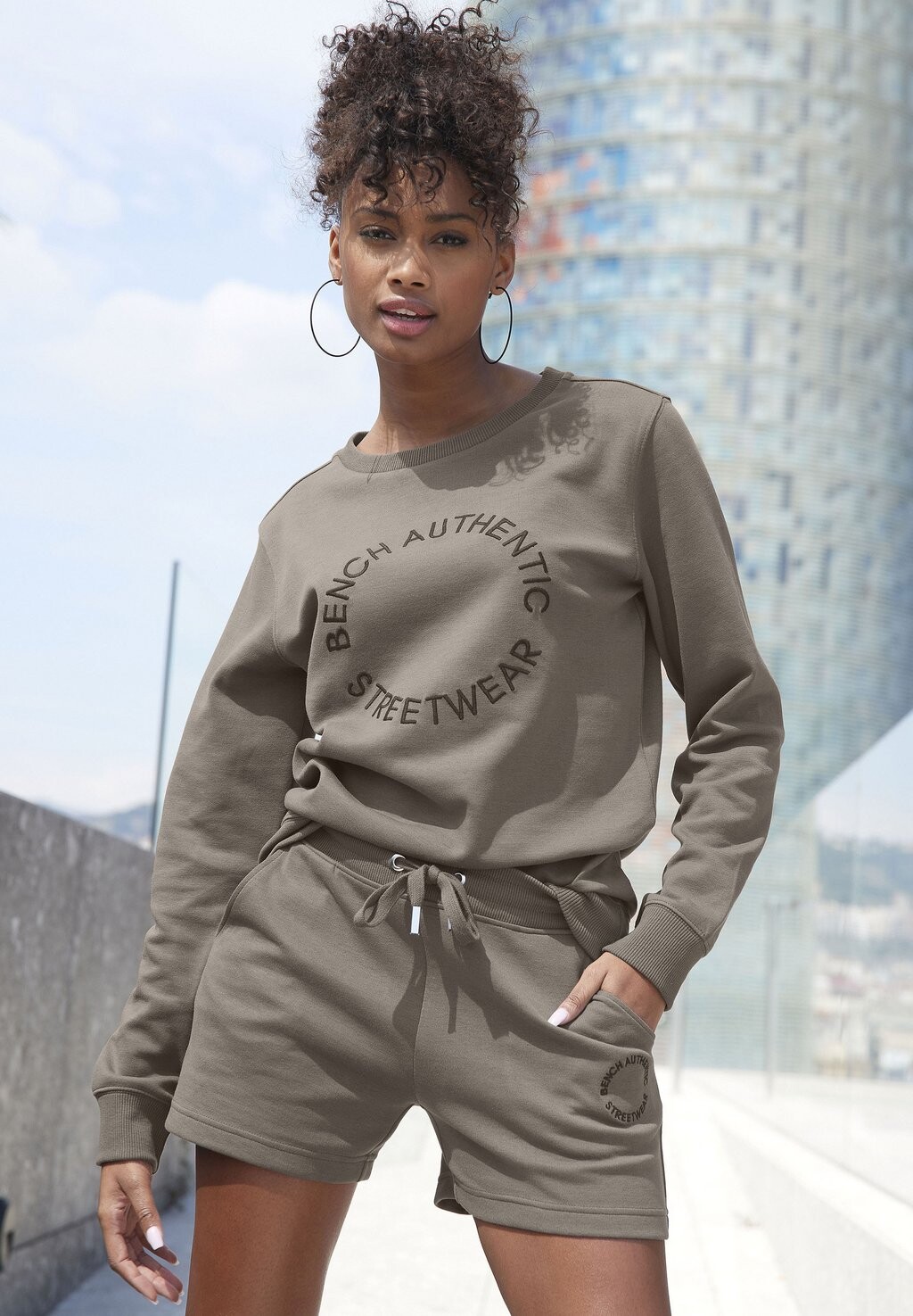 Спортивные брюки Bench, коричневый
Спортивные брюки Bench, коричневый