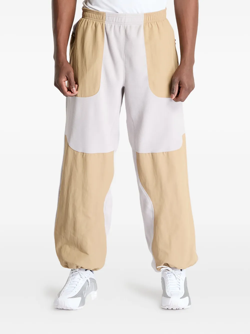 Штаны ACG "Wolf Tree" Plus Nike, серый
Штаны ACG "Wolf Tree" Plus Nike, серый