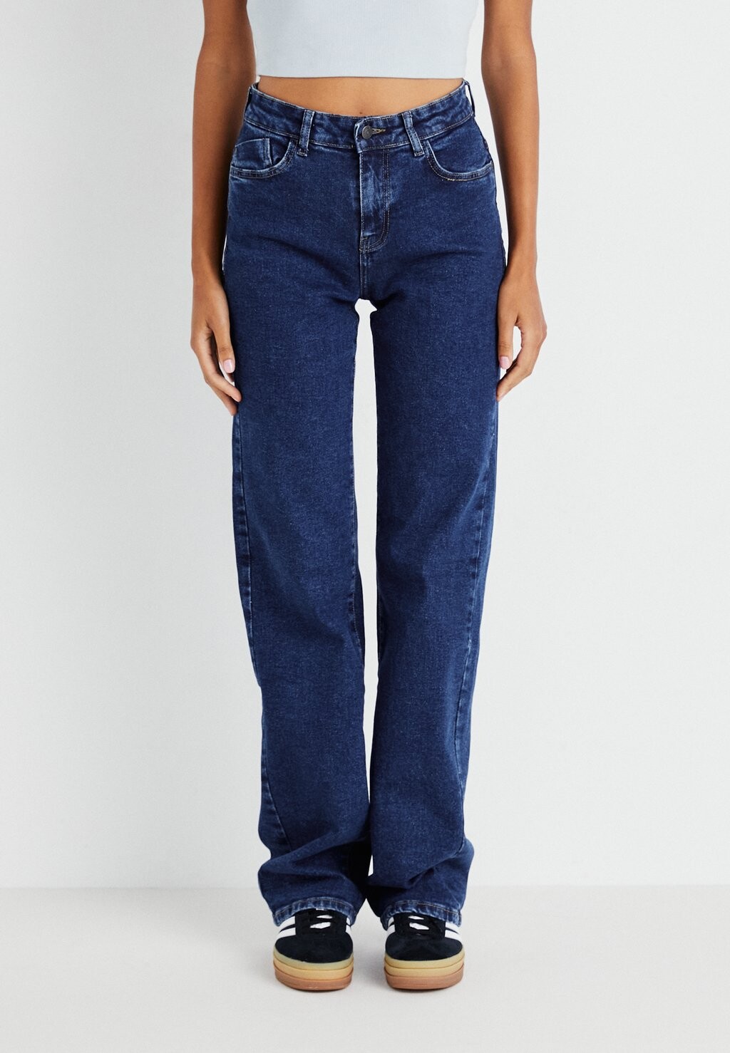 Джинсы прямого кроя NMYOLANDA WIDE Noisy May, темно-синий деним
Джинсы прямого кроя NMYOLANDA WIDE Noisy May, темно-синий деним