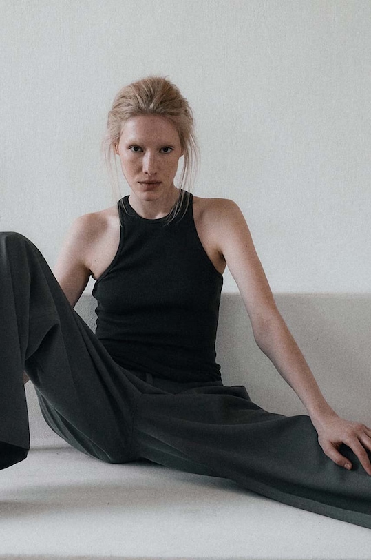 Muuv. топ хлопковый presse, зеленый
Muuv. топ хлопковый presse, зеленый