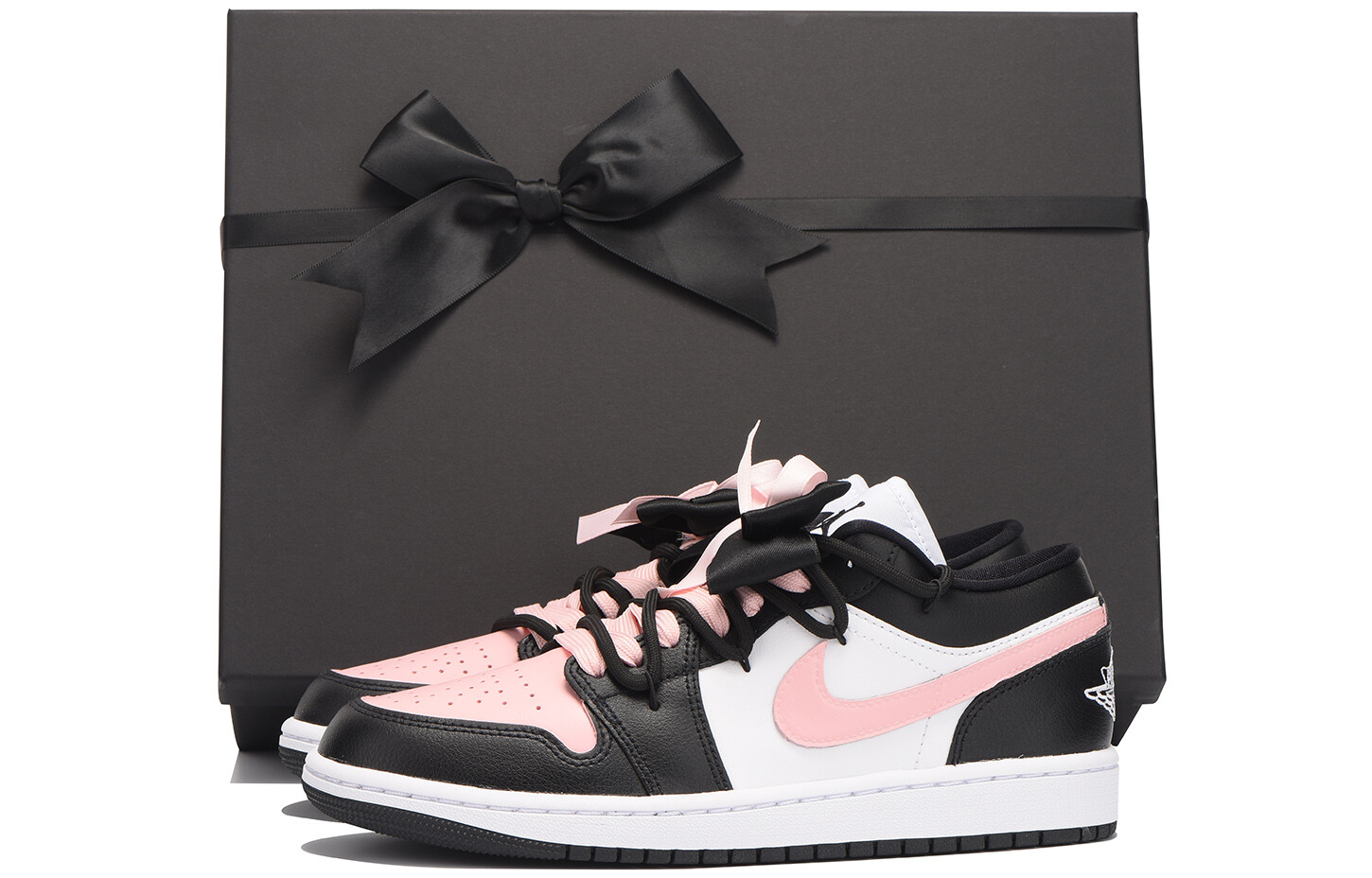 Баскетбольные кроссовки Air 1 Vintage женские с низким верхом розового цвета Jordan, розовый
Баскетбольные кроссовки Air 1 Vintage женские с низким верхом розового цвета Jordan, розовый