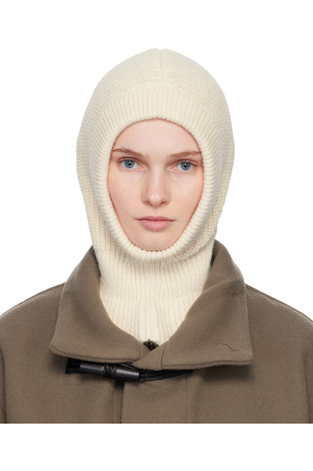 Lemaire Балаклава с капюшоном цвета слоновой кости
Lemaire Балаклава с капюшоном цвета слоновой кости