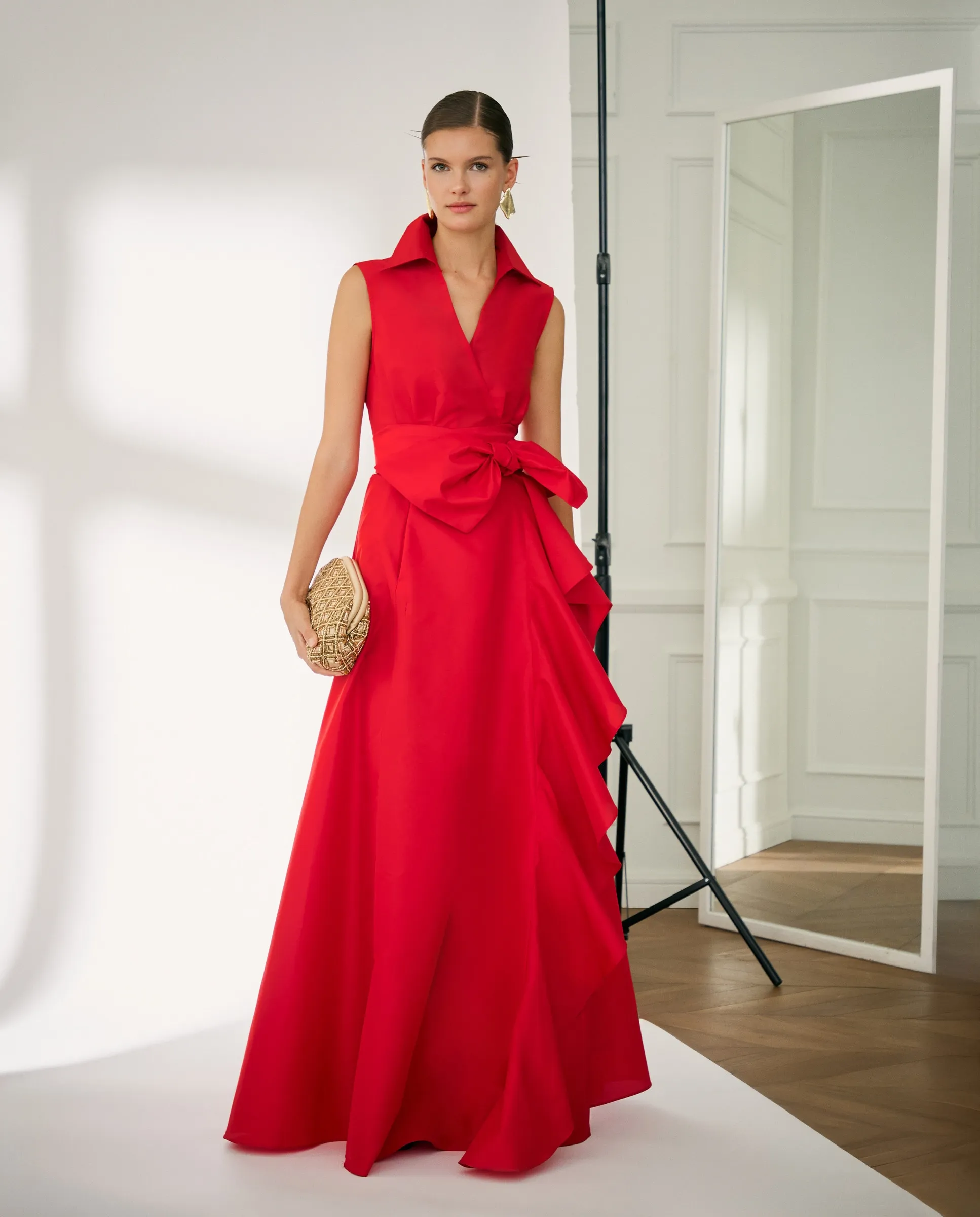 Длинный бесшовный блузочный сарафан с объемом и оборкой Woman Fiesta El Corte Inglés, красный
Длинный бесшовный блузочный сарафан с объемом и оборкой Woman Fiesta El Corte Inglés, красный