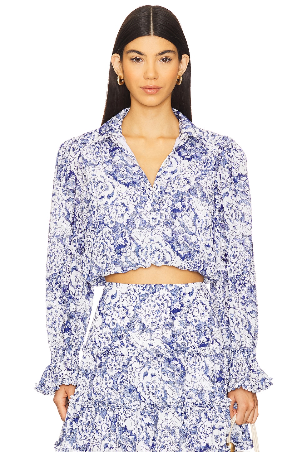 Топ "Floral Zendaya" Cinq A Sept, white & dark cerulean
Топ "Floral Zendaya" Cinq A Sept, white & dark cerulean