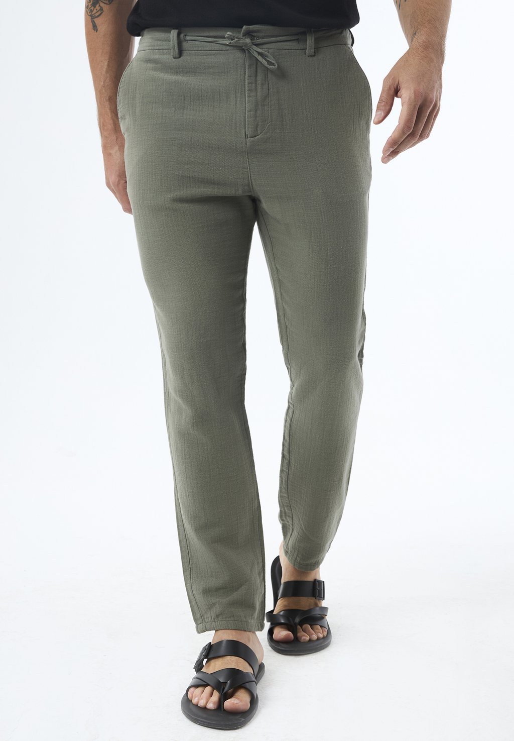 Чиносы Felix Hardy, хаки
Чиносы Felix Hardy, хаки