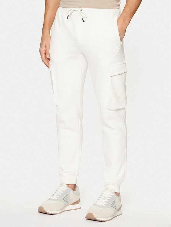 Тканевые брюки стандартного кроя Guess, экрю
Тканевые брюки стандартного кроя Guess, экрю