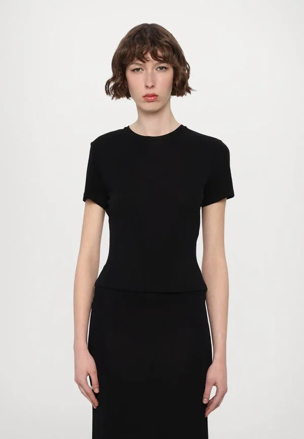 Базовая футболка с коротким рукавом Diane Von Furstenberg, Black, Черный, Базовая футболка с коротким рукавом Diane Von Furstenberg, Black
Базовая футболка с коротким рукавом Diane Von Furstenberg, Black, Черный, Базовая футболка с коротким рукавом Diane Von Furstenberg, Black