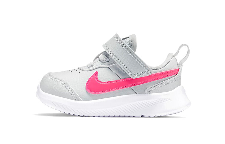 Кожаные туфли для малышей Nike Varsity TD
Кожаные туфли для малышей Nike Varsity TD