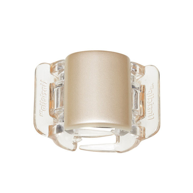 Linziclip, пряжка миди из льна, перламутра и прозрачности
Linziclip, пряжка миди из льна, перламутра и прозрачности