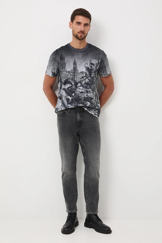 Футболка Medicine, черный
Футболка Medicine, черный