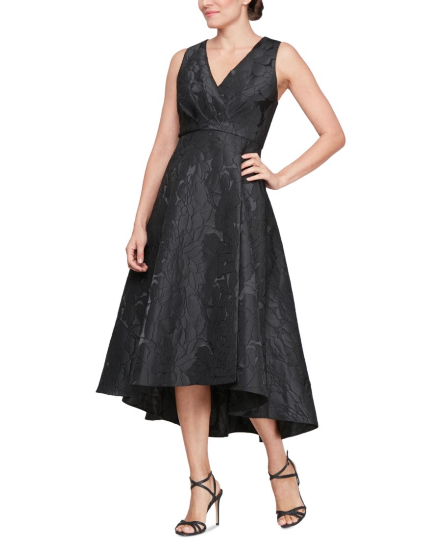 Женское жаккардовое платье с V-образным вырезом и асимметричным подолом SL Fashions, Black
Женское жаккардовое платье с V-образным вырезом и асимметричным подолом SL Fashions, Black