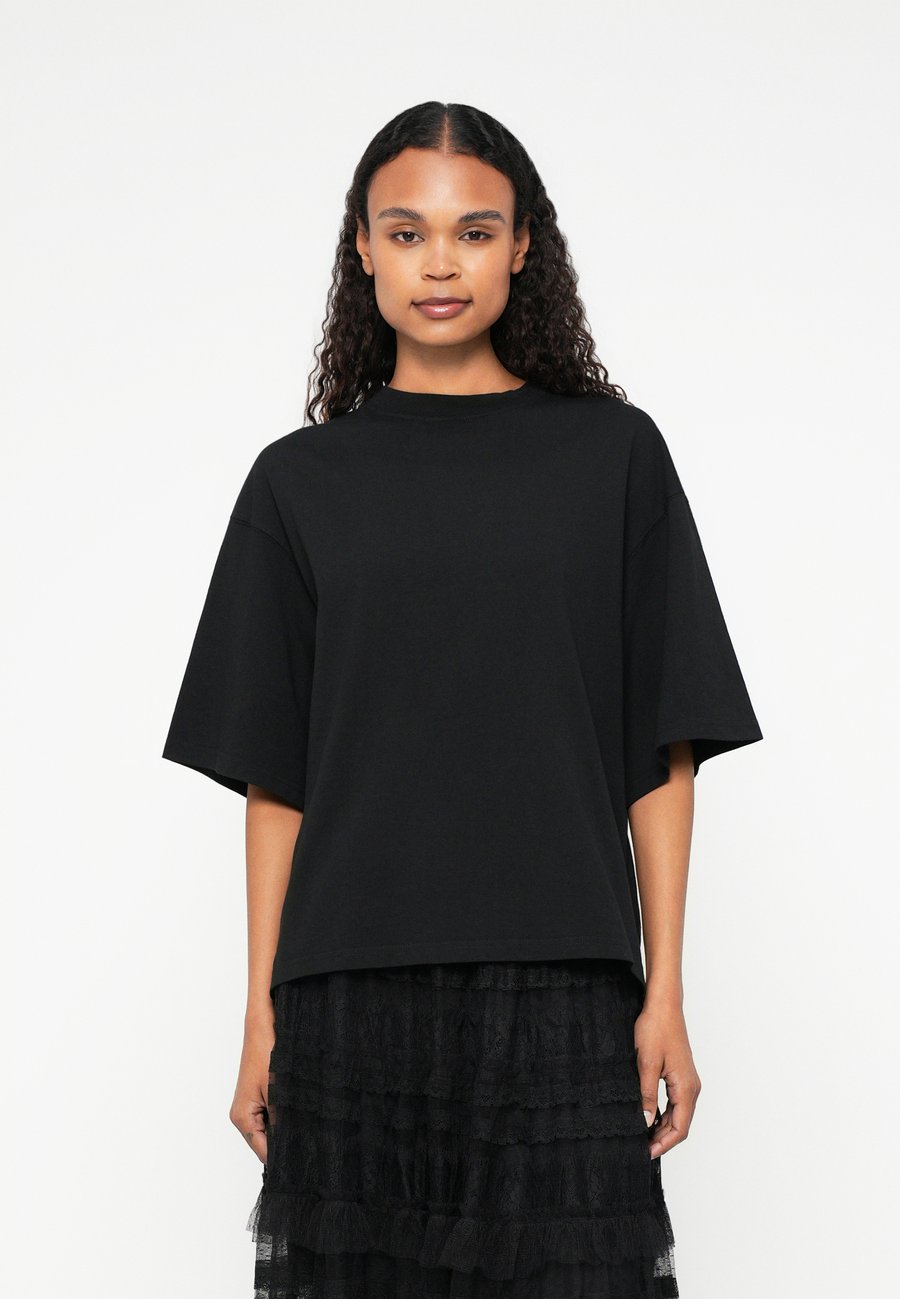 Футболка AllSaints CRANEO TEE, Black
Футболка AllSaints CRANEO TEE, Black