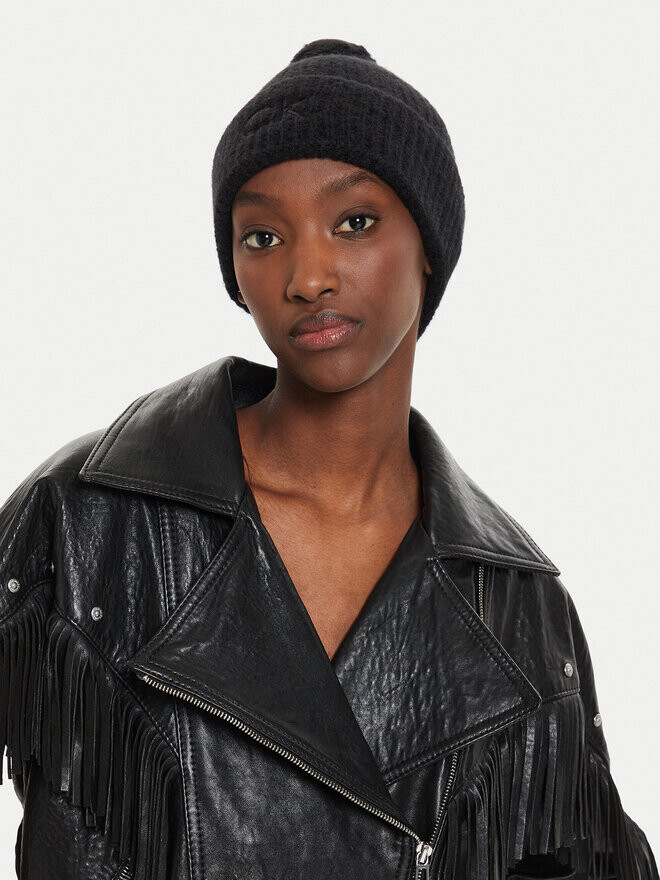 Кепка Calvin Klein, черный 
Кепка Calvin Klein, черный