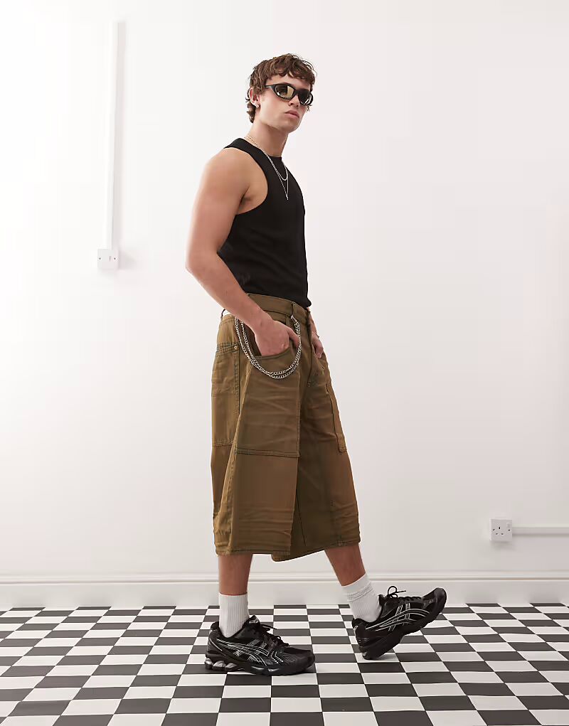 Дешевые понедельничные шорты Dunno глубокого коричневого цвета Cheap Monday
Дешевые понедельничные шорты Dunno глубокого коричневого цвета Cheap Monday