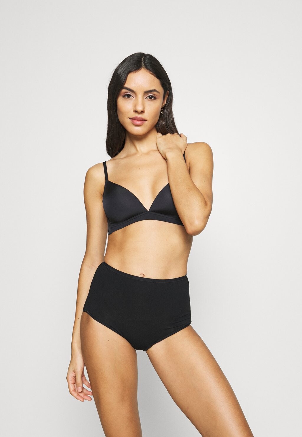 Трусы Marks & Spencer, черный
Трусы Marks & Spencer, черный