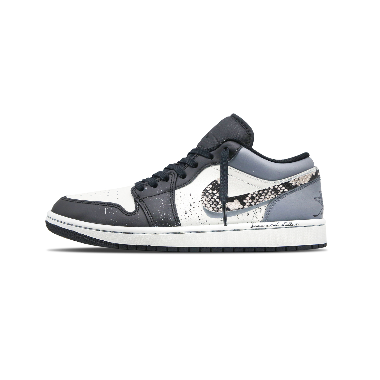 Jordan Air 1 нескользящие износостойкие низкие винтажные баскетбольные кроссовки для мужчин black white blue
Jordan Air 1 нескользящие износостойкие низкие винтажные баскетбольные кроссовки для мужчин black white blue