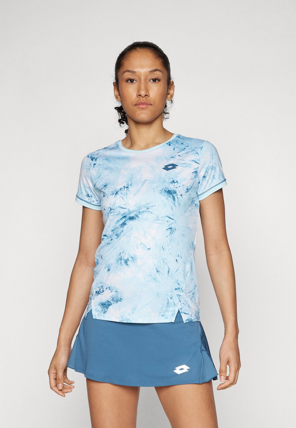 Спортивная футболка TECH TEE Lotto, синий
Спортивная футболка TECH TEE Lotto, синий