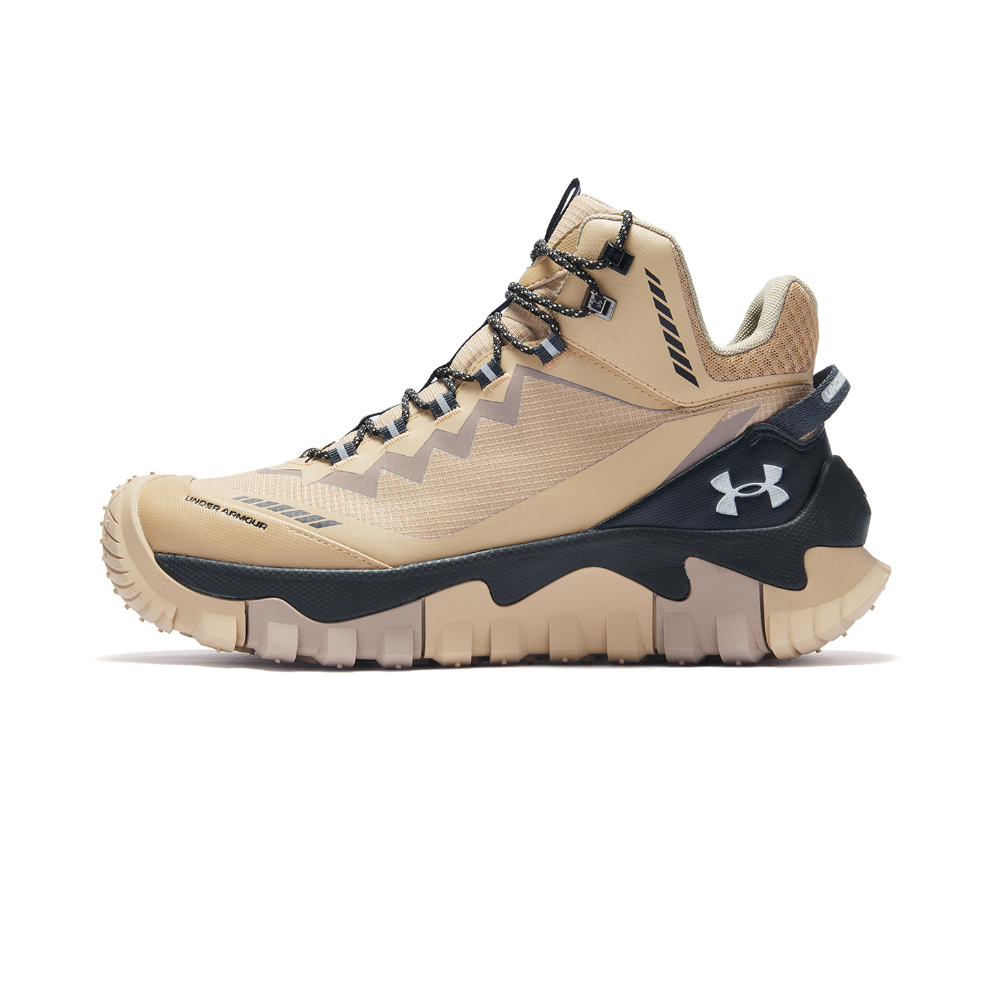 Туристические ботинки мужские Under Armour, coffee
Туристические ботинки мужские Under Armour, coffee