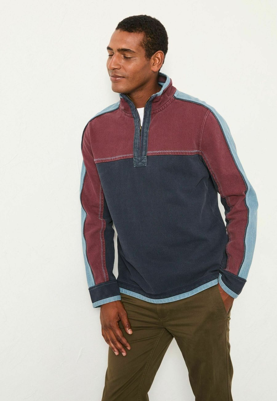 Толстовка FatFace PANEL, Navy/Dark Blue
Толстовка FatFace PANEL, Navy/Dark Blue