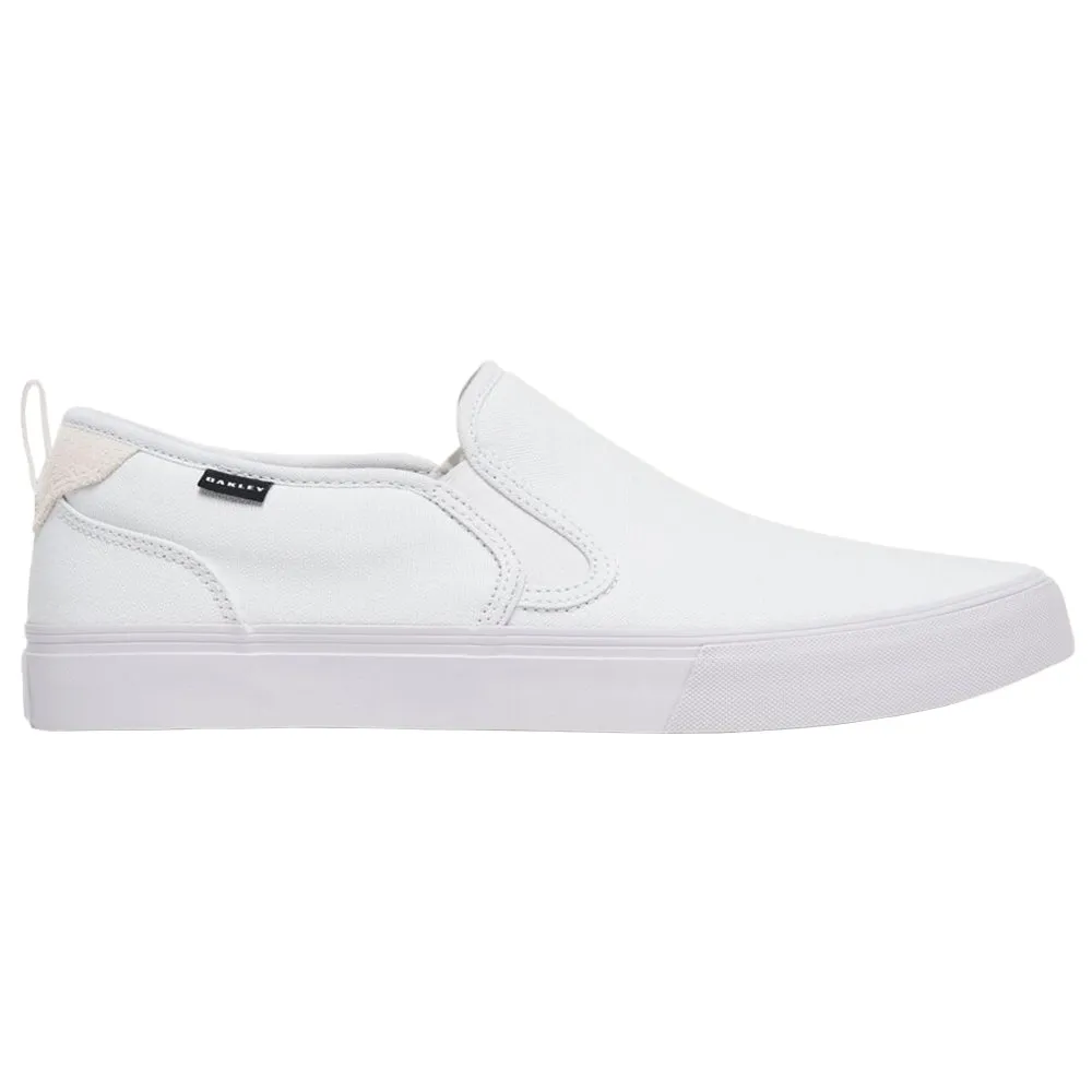 Кроссовки Oakley Banks Slip-On Canvas, белый
Кроссовки Oakley Banks Slip-On Canvas, белый