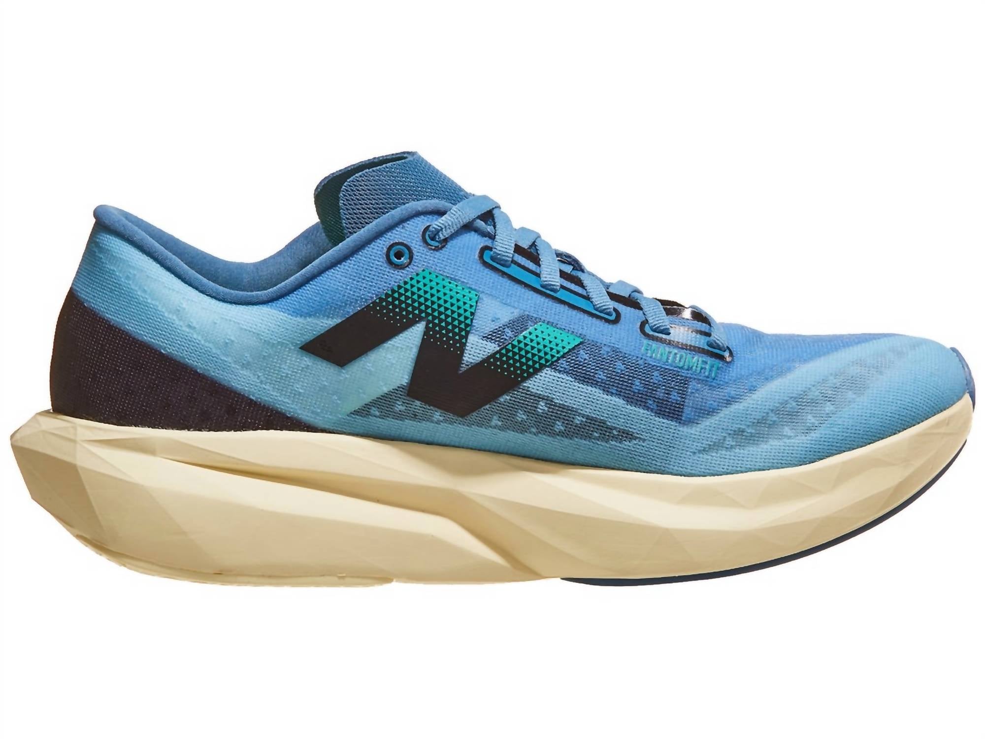 Мужские беговые кроссовки Fuelcell Rebel V4 в синем/голубом цвете New Balance
Мужские беговые кроссовки Fuelcell Rebel V4 в синем/голубом цвете New Balance