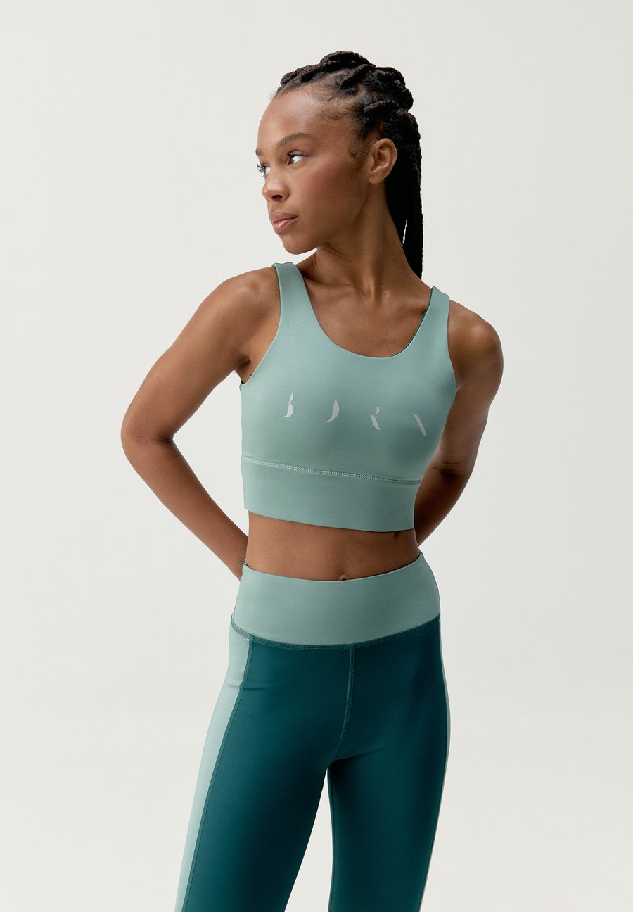 Бюстгальтер Born Living Yoga Medium support sports bra, Verde Claro/Light Green
Бюстгальтер Born Living Yoga Medium support sports bra, Verde Claro/Light Green