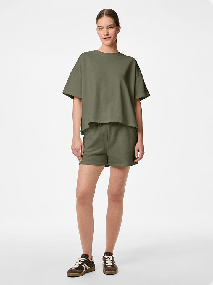 Футболка Pieces, оливковый
Футболка Pieces, оливковый