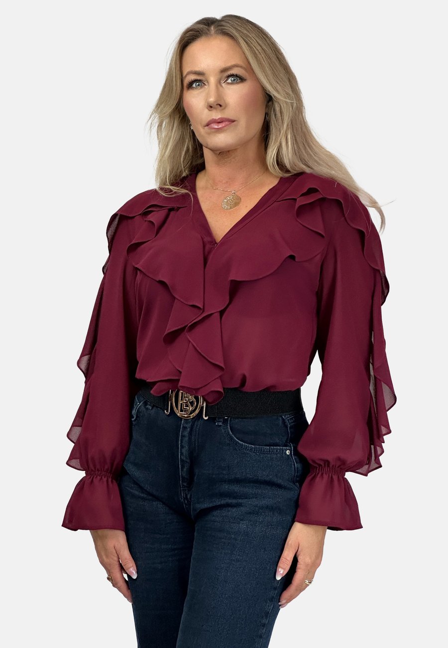 Блуза REGINA FASHION ELEGANT CASCADE RUFFLE, Bordeaux
Блуза REGINA FASHION ELEGANT CASCADE RUFFLE, Bordeaux