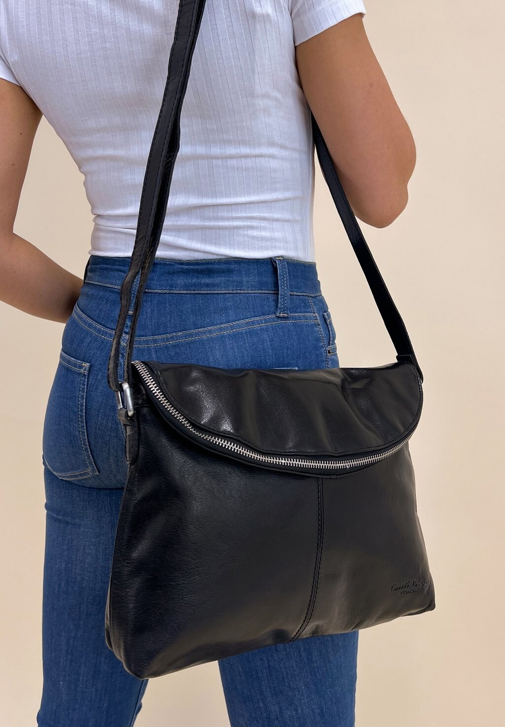 Сумка через плечо Gusti Leder, черный
Сумка через плечо Gusti Leder, черный